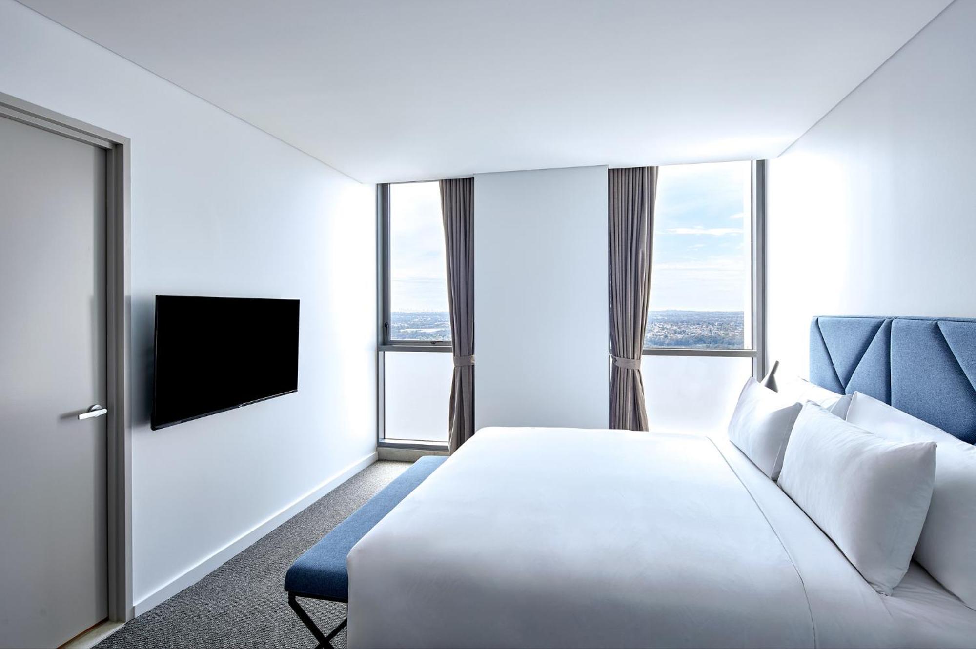 Meriton Suites リヴァプール エクステリア 写真 A bedroom at the hotel
